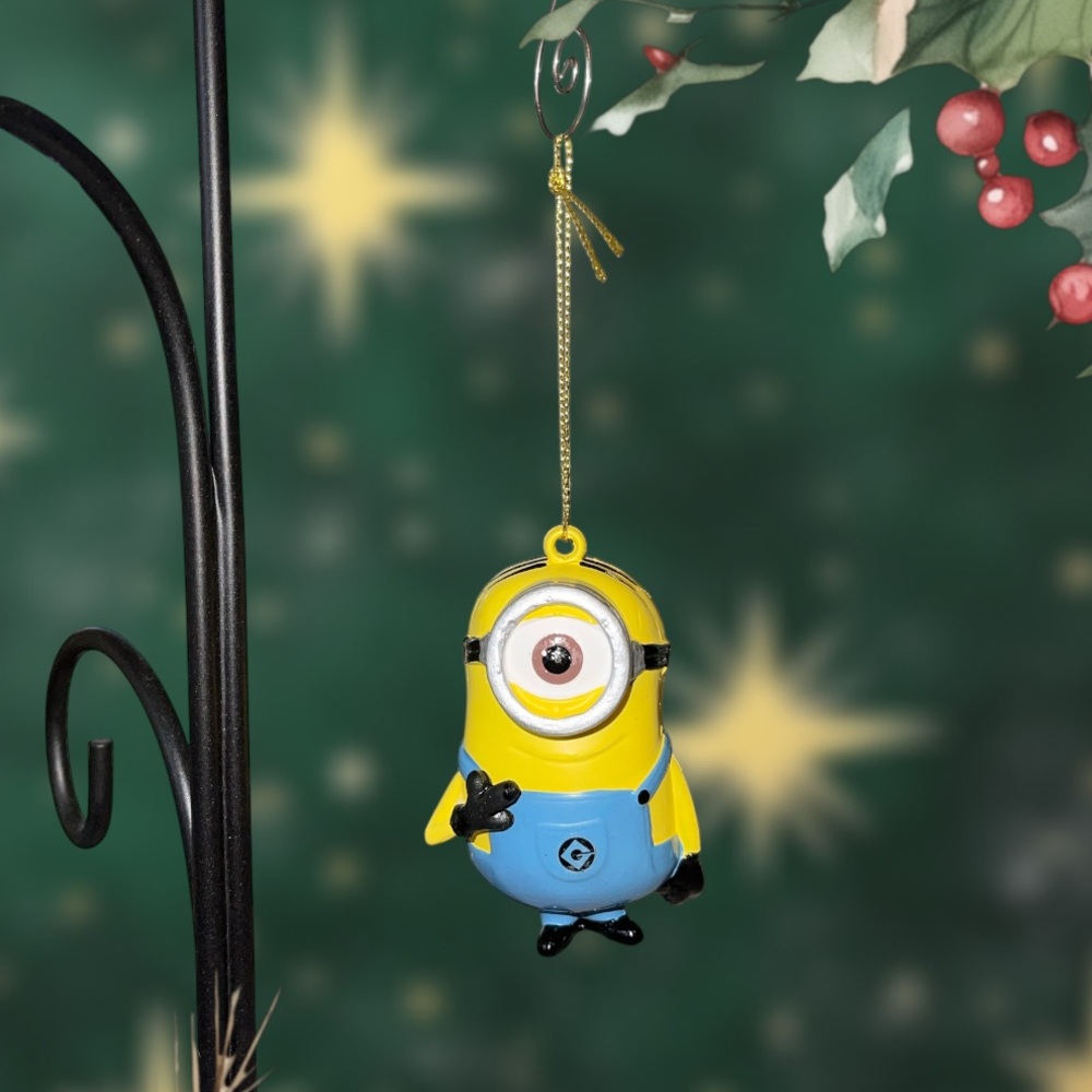 Stuart the Minion Ornament